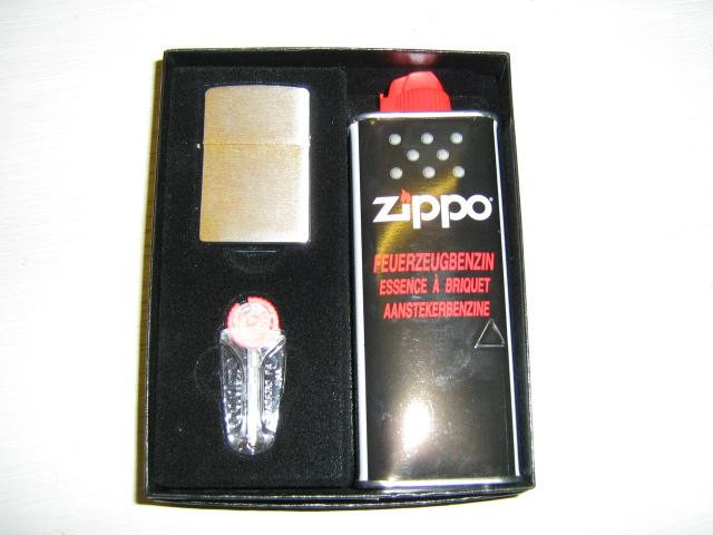 Zippo in Geschenkbox