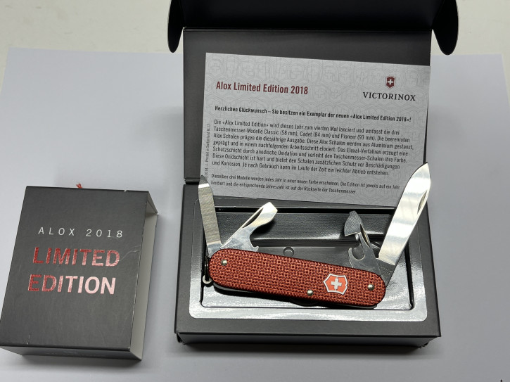 Victorinox Cadet Alox Limited Edition 2018 Beerenrot