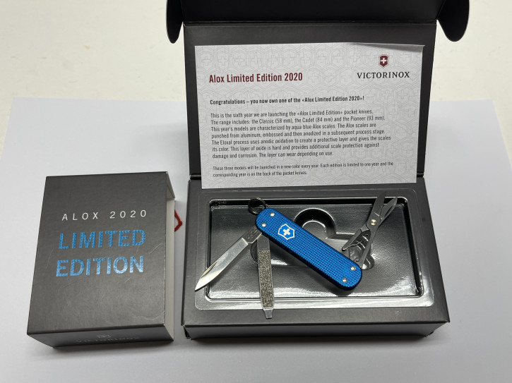 Victorinox Alox Limited Edition 2020 Classic 58 mm Aqua Blue
