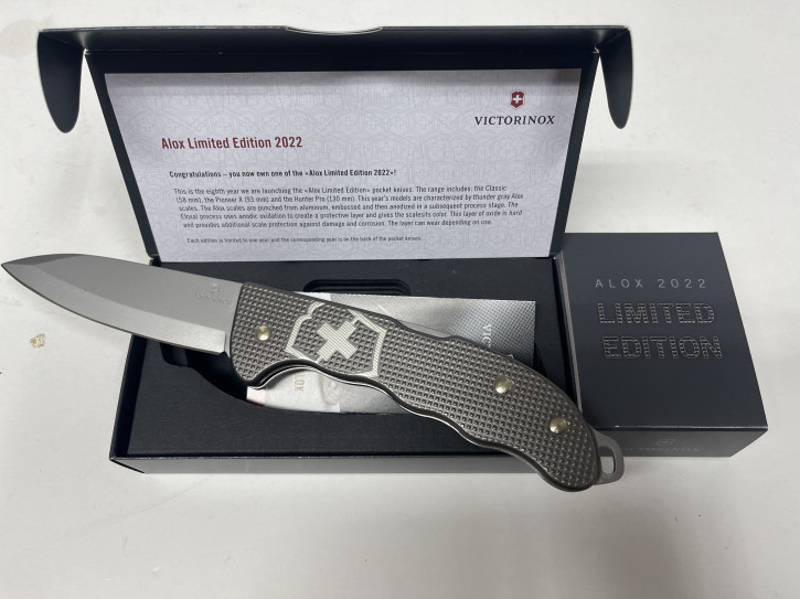 Victorinox Hunter Pro Alox Limited Edition 2022 Thunder Gray Jagdmesser