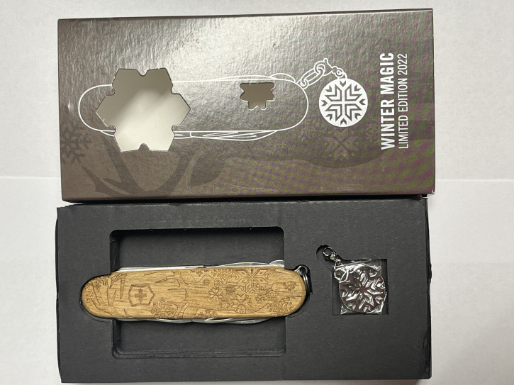 Victorinox Super Tinker Wood Winter Magic 2022