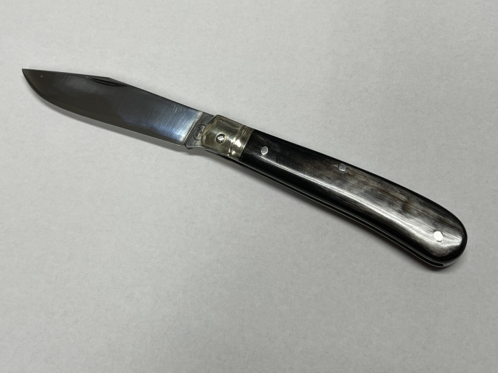 Einteiliges Bauernmesser in Handarbeit hergestellt