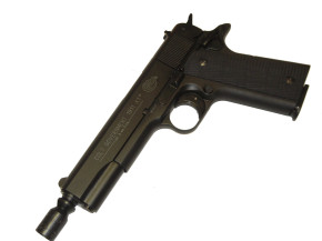 Colt Government 1911 A1 brüniert, Kunststoffgriffschalen