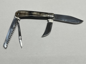 R.Mattes vierteiliges Bauernmesser mit Hornschalen