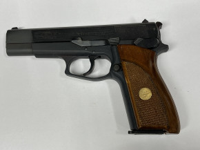 Browning GPDA 8, mit Kunstoffmagazin und Holzgriff
