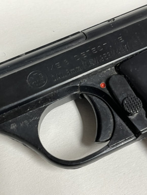 ME 8 Detective Signalpistole
