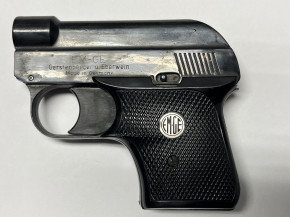 EM-GE Modell 62 Signalpistole mit integriertem Aufsatzbecher